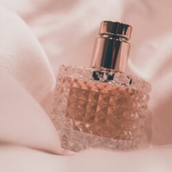 parfum-special-fete-des-meres-article-blog-leonard-brushes